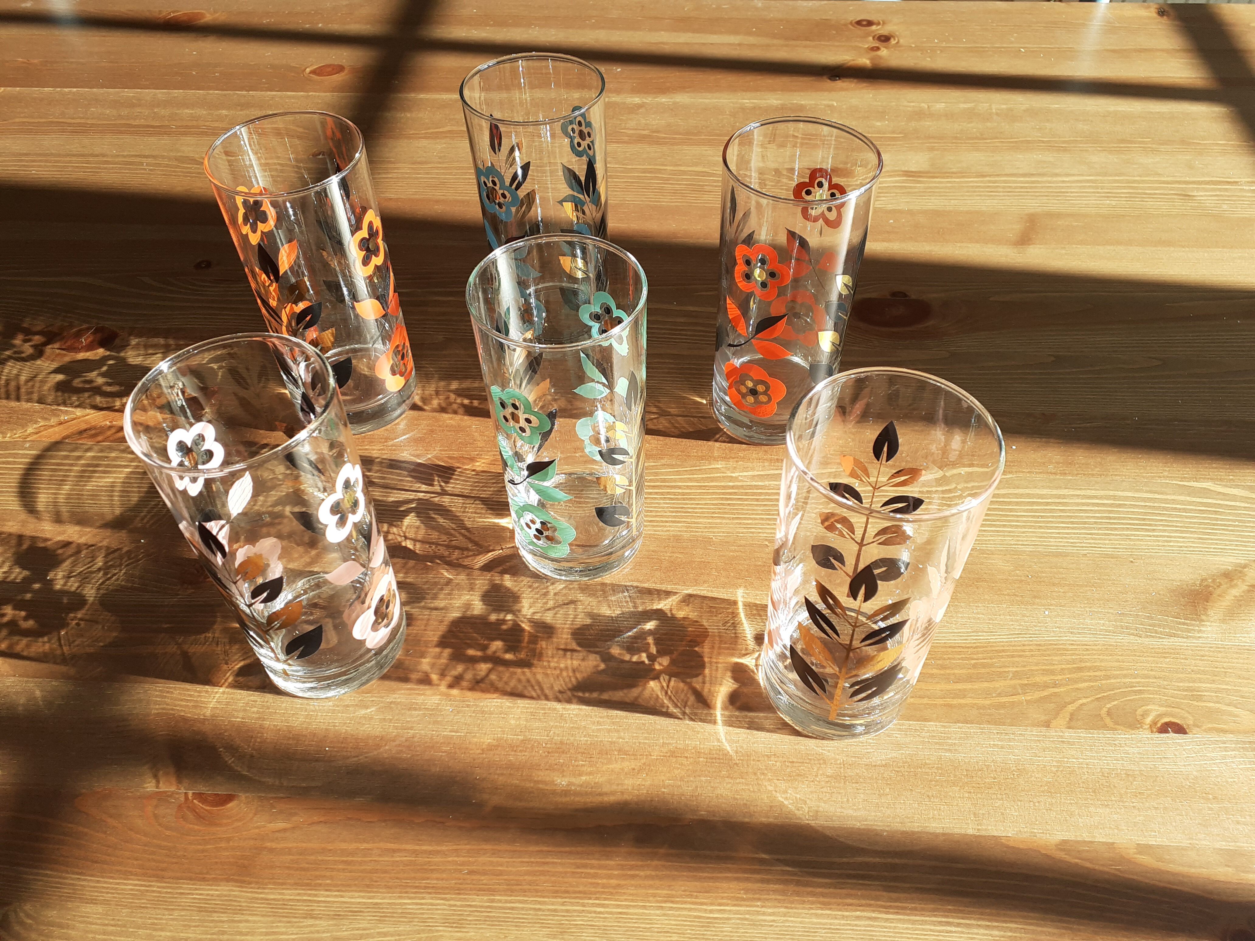 6 vintage water glasses