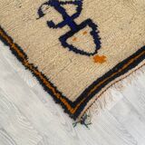 Handcrafted Moroccan Berber carpet 190 x 120 CM