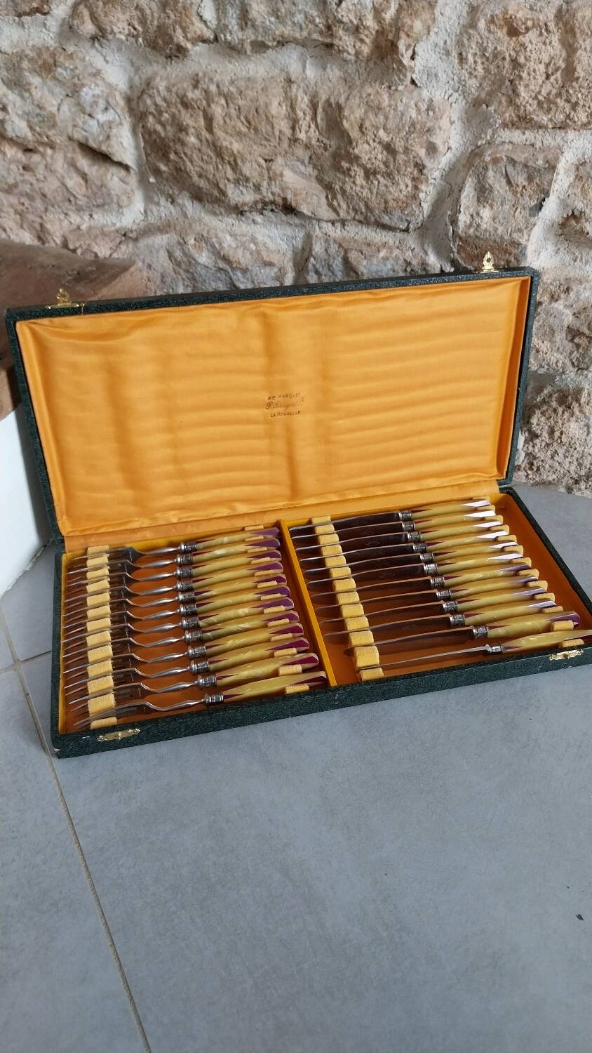 Antique dessert cutlery set