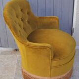 Velvet toad chair