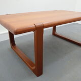 Table basse danoise du milieu du siècle par Niels Bach, années 1960