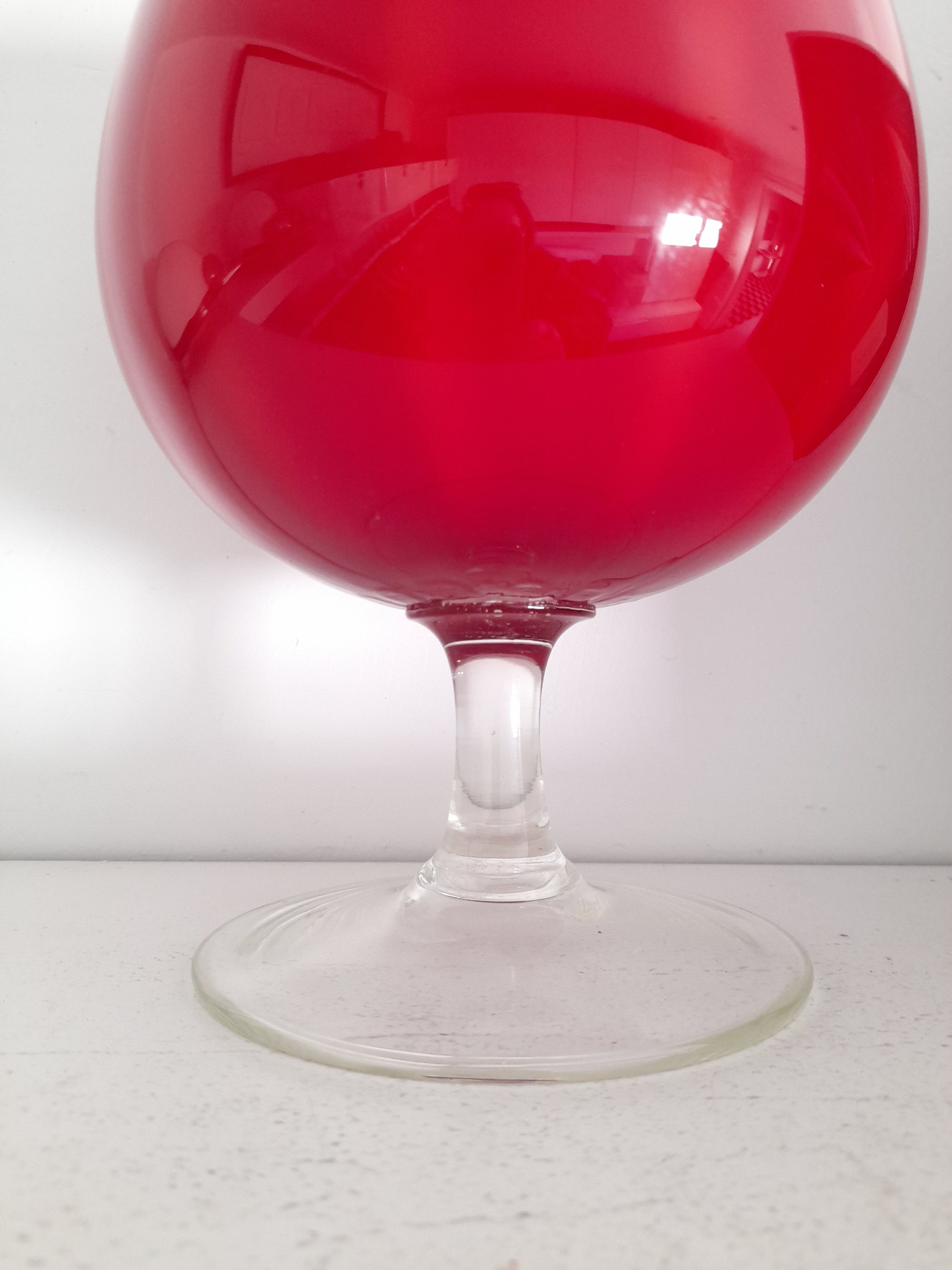 Vase Empoli en opaline rouge
