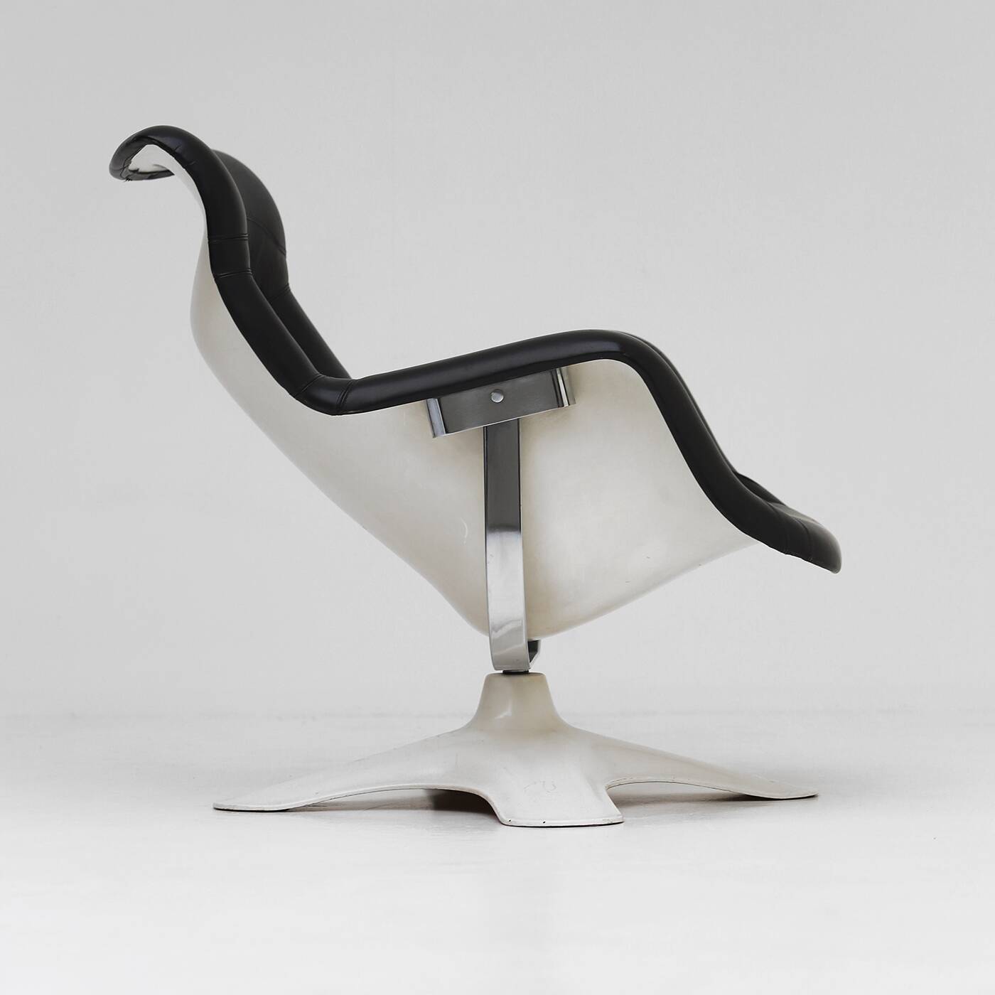 Yrjö Kukkapuro 'Karuselli' Lounge Chair By Avarte Finland, 1960S