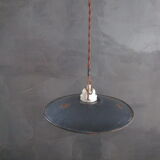 Pendant lamp in anthracite grey enamelled sheet