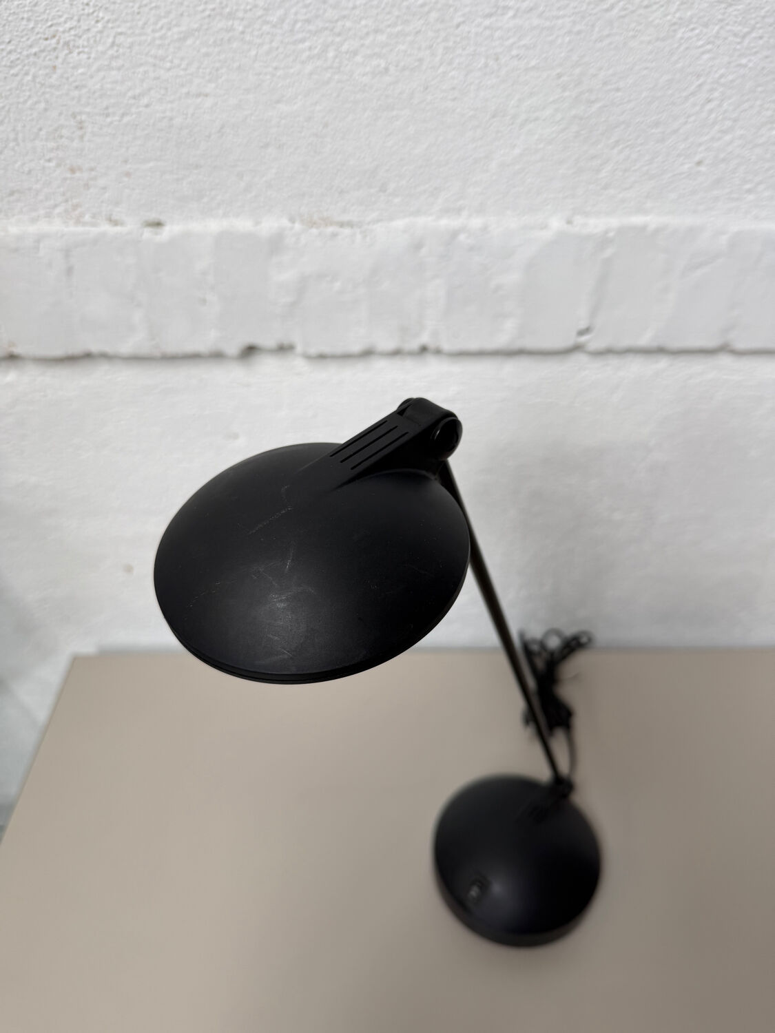 Unilux desk lamp reference 2070