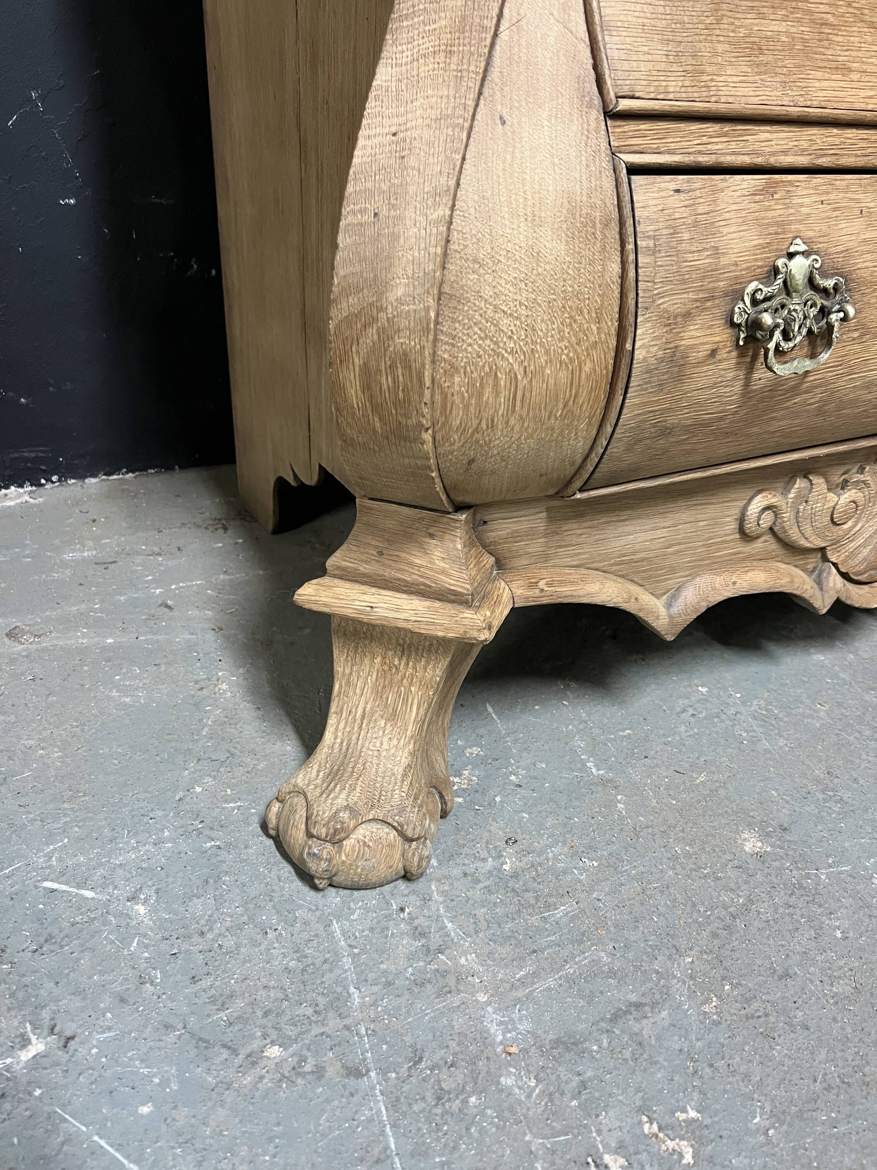 Dutch chest of drawers XIX th in raw oak
