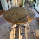 Round table 1970