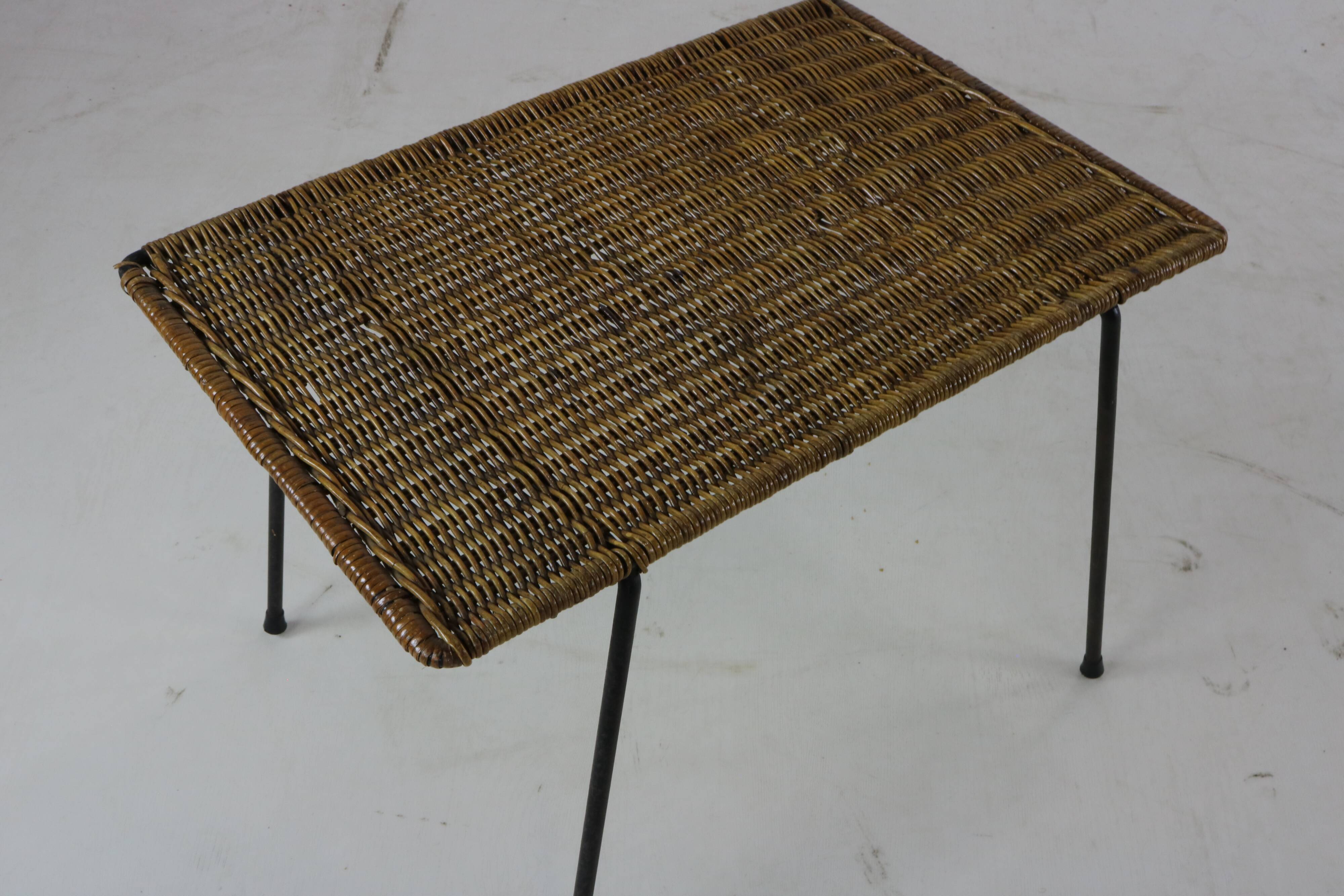 Table basse, d'appoint en rotin, Italie milieu du siècle