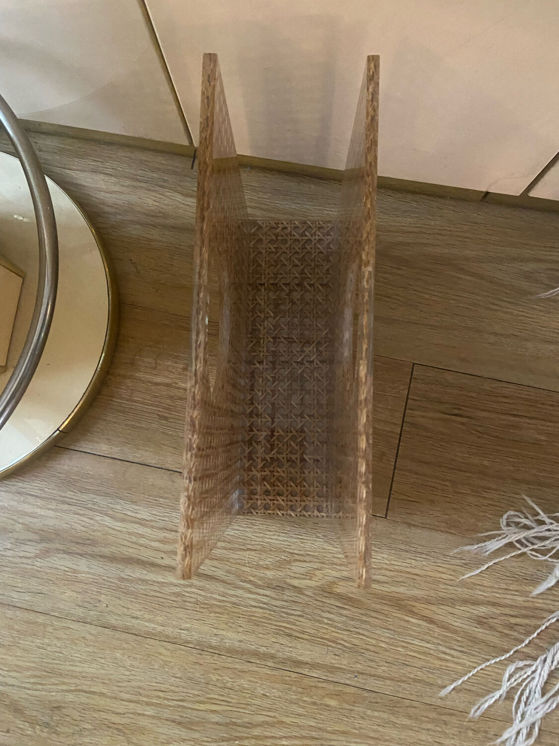 Magazine holder in plexiglas and canning 70s
