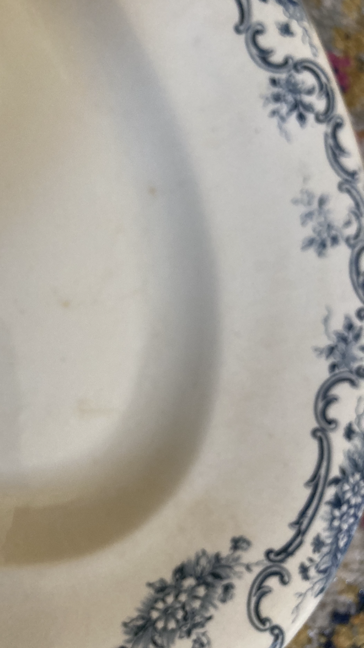 Plat ovale Terre de Fer Salin modèle yvonne