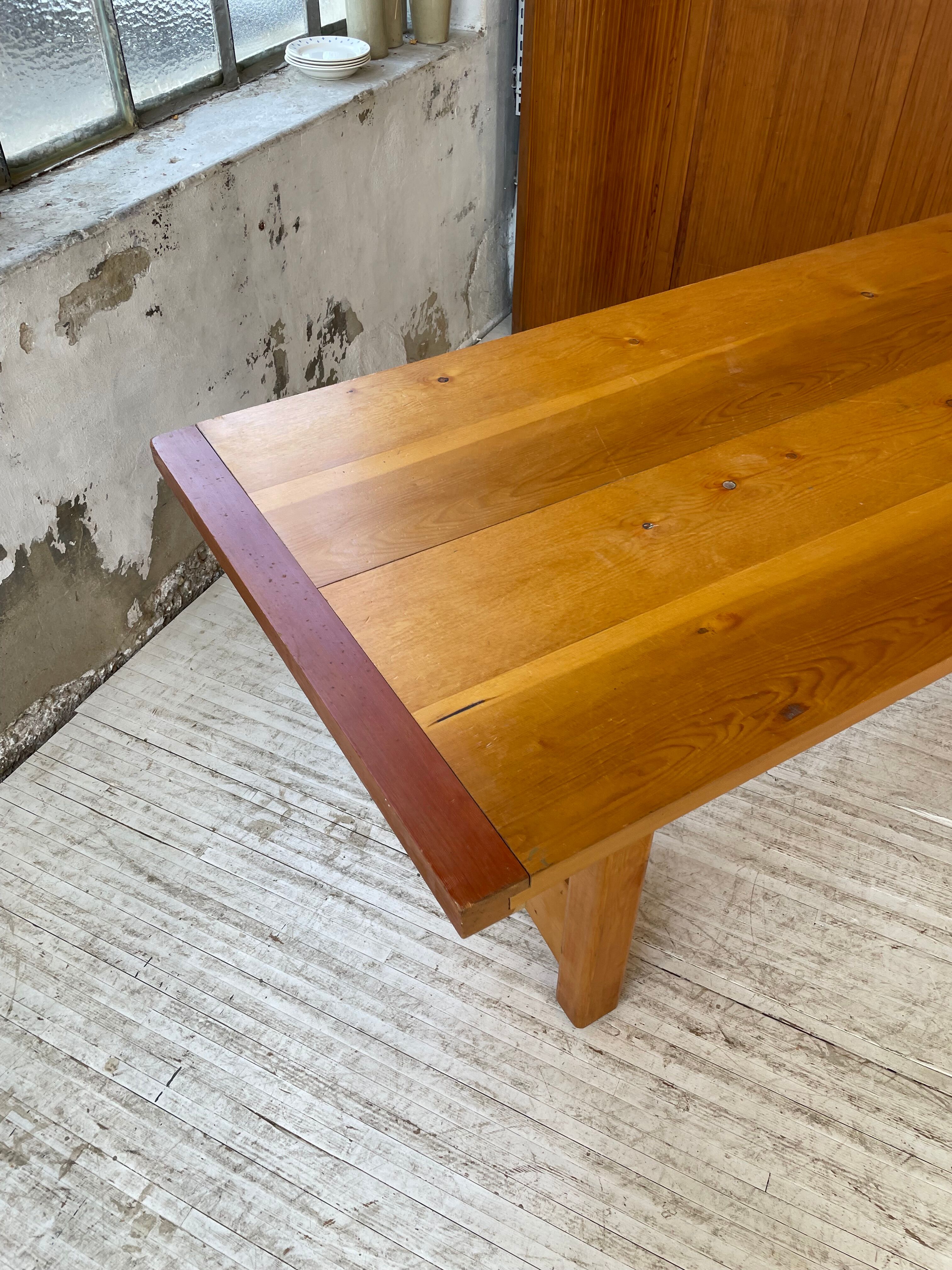 Mountain furniture table in pine 2m
