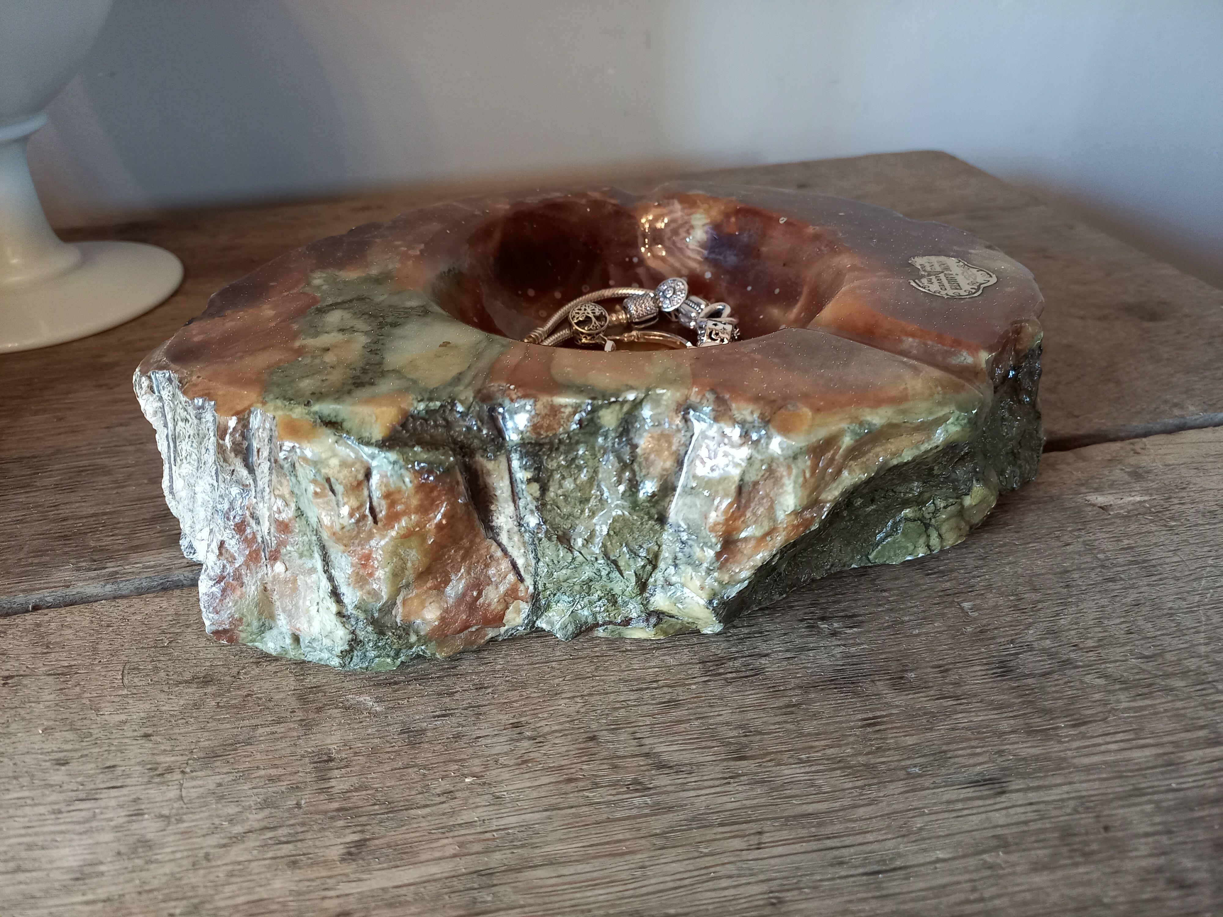Large vintage alabaster pocket-empty ashtray
