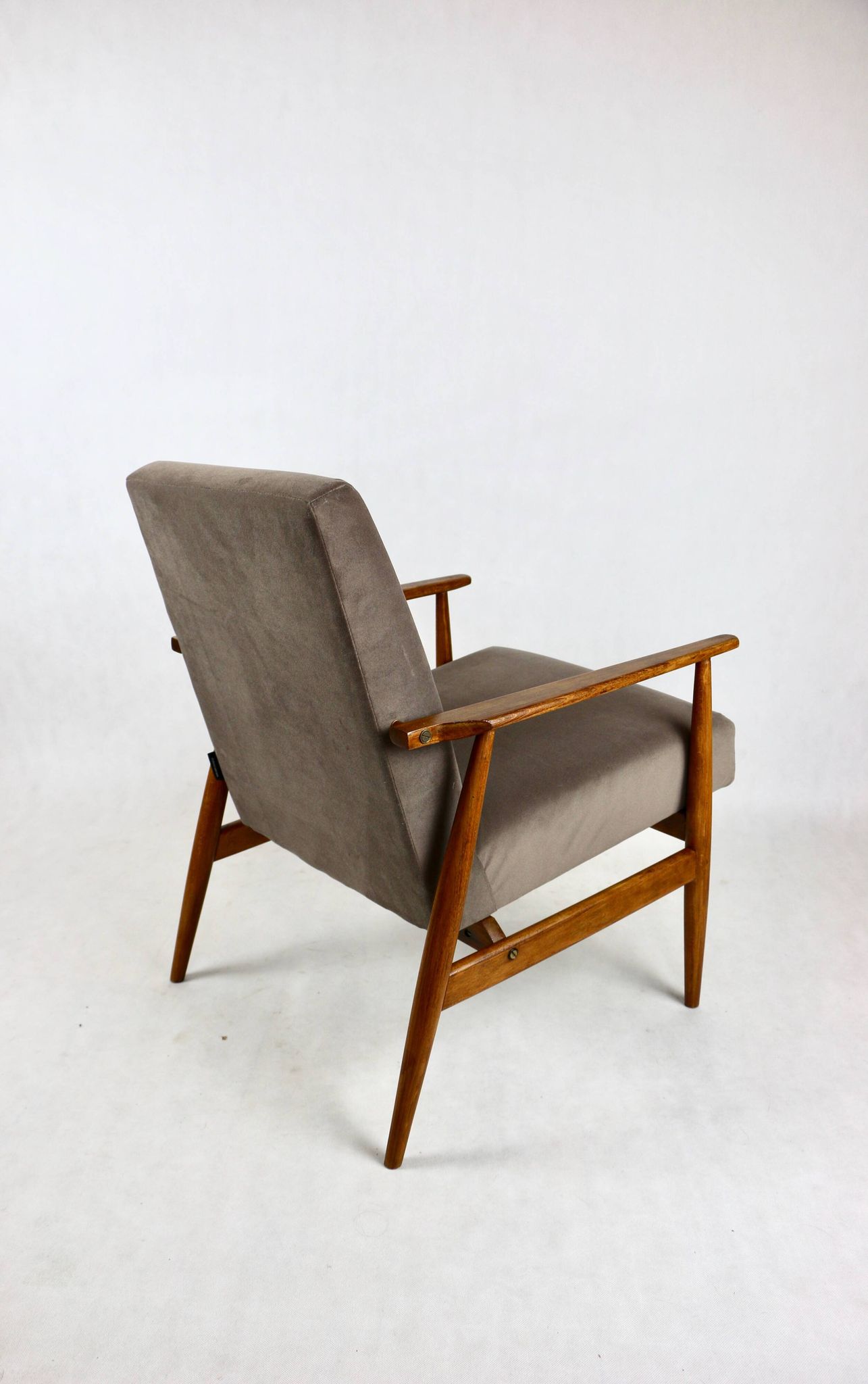 Fauteuil Lis, années 1970, velours marron chocolat clair Jade