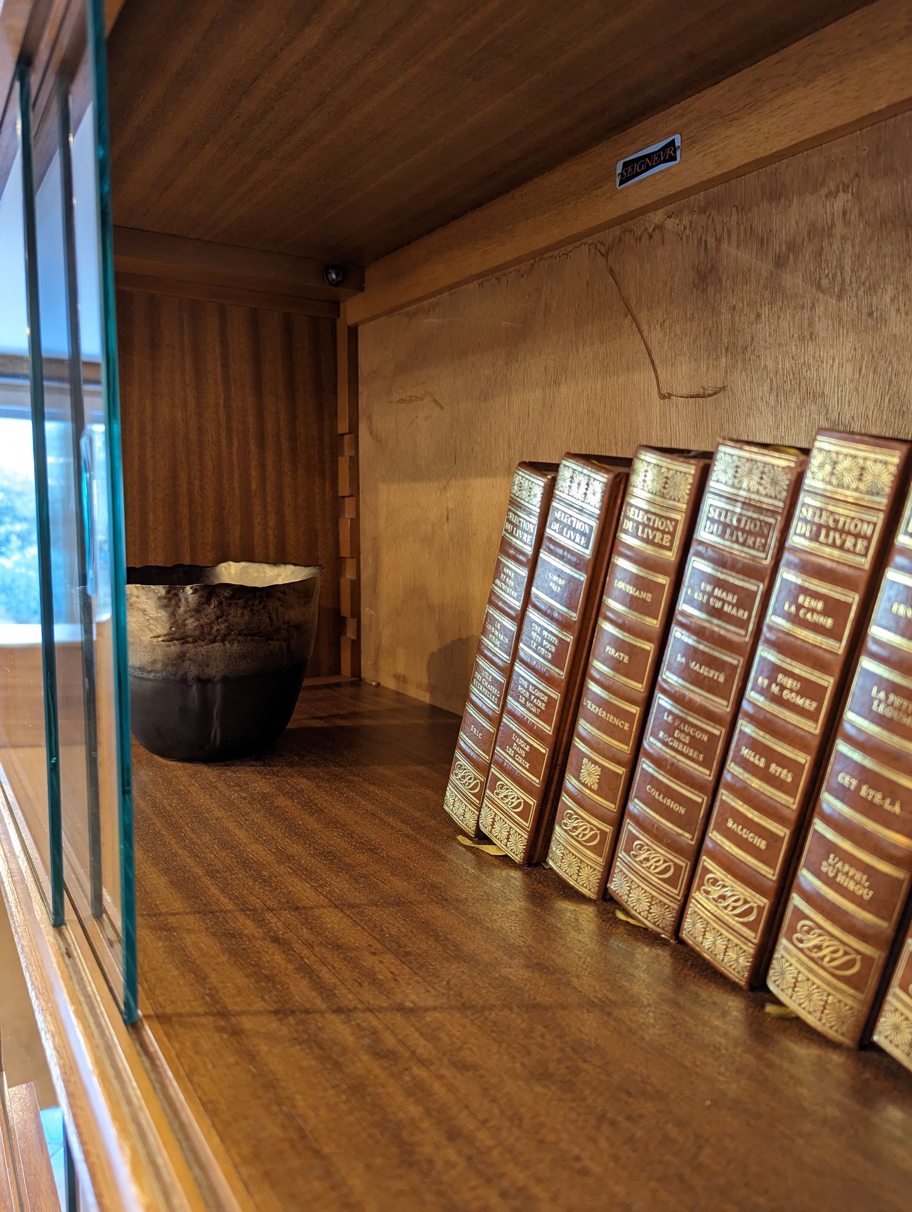 Library, secretary Émile Seigneur