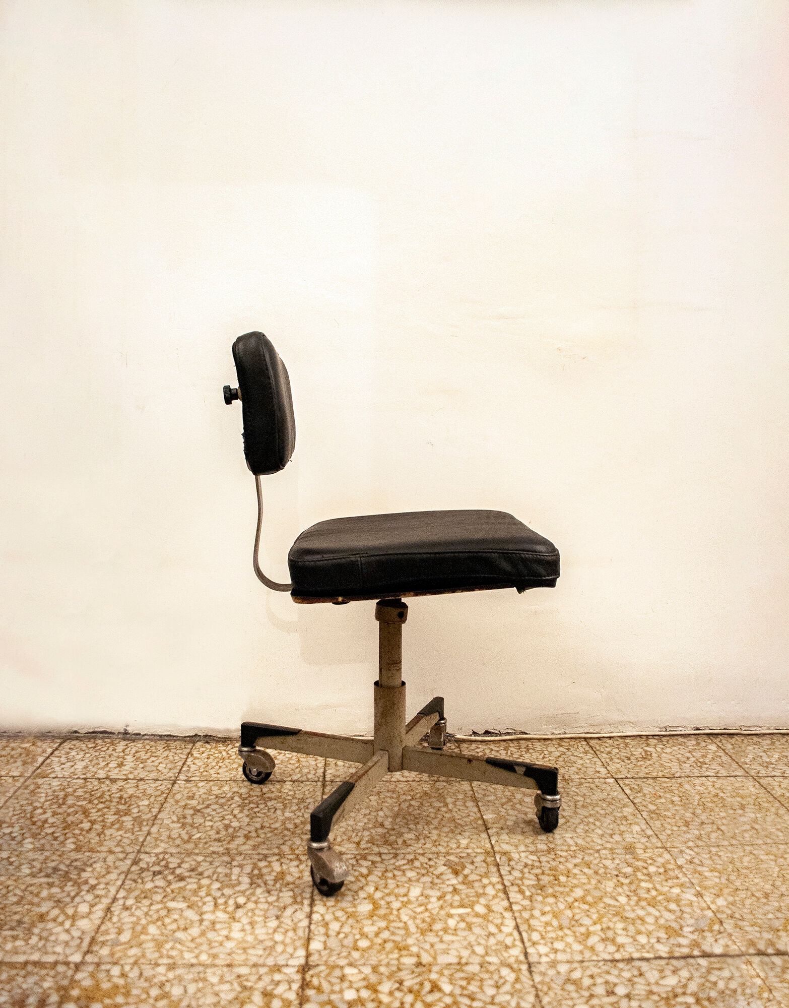 Bbpr Arco Series office chair for Olivetti Synthesis 1960s