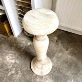 Column, alabaster saddle