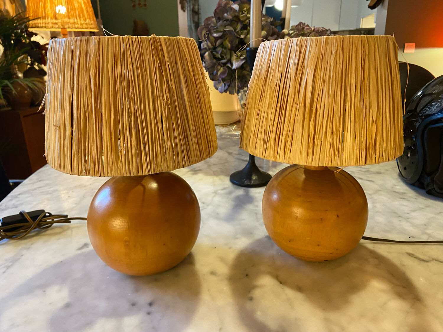 Pair of bedside lamps made of wood and vintage raffia