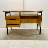 Macif wooden desk