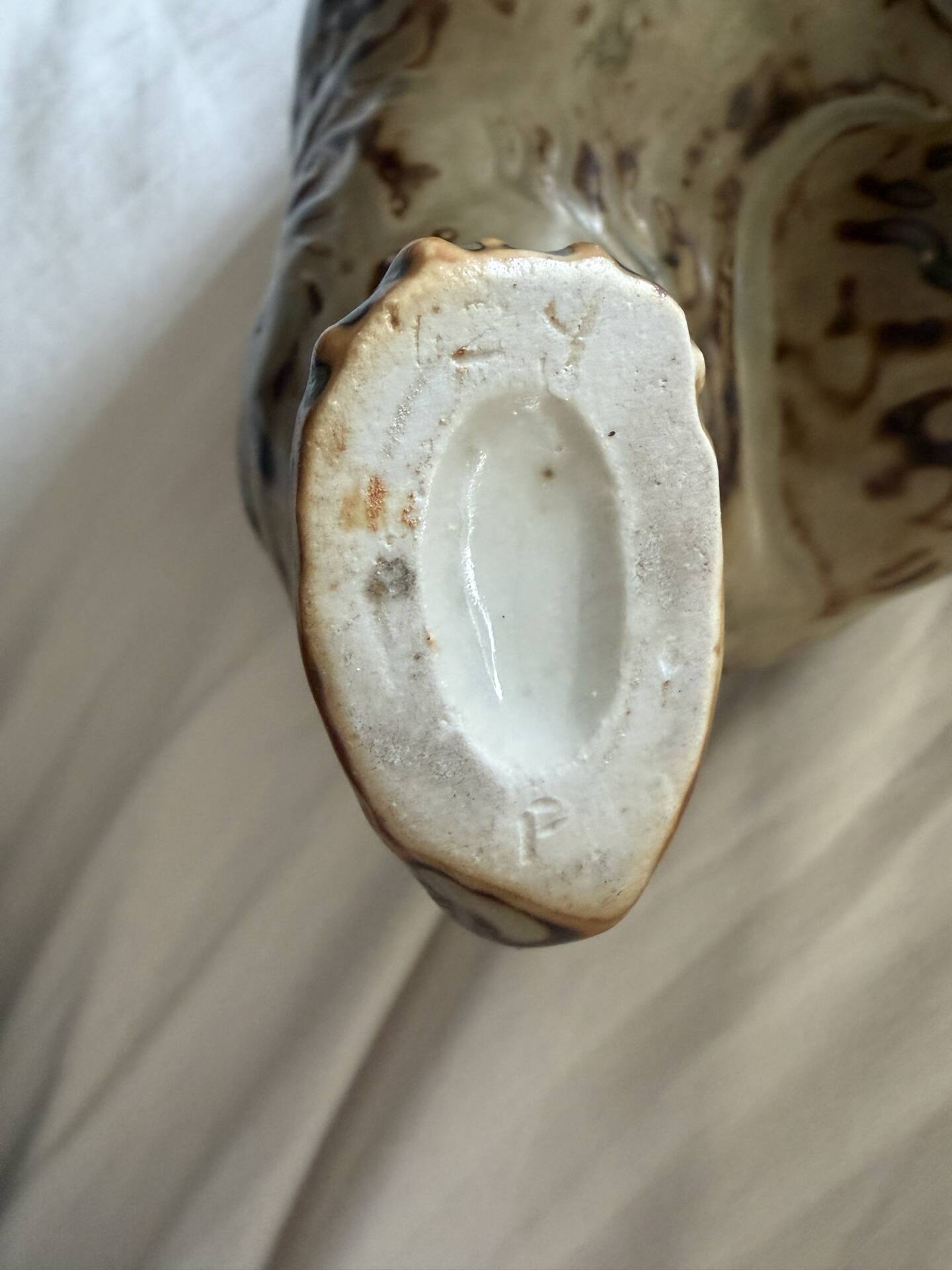 Ours in stoneware by Knud Kyhn – Royal Copenhagen, Denmark, model 20155