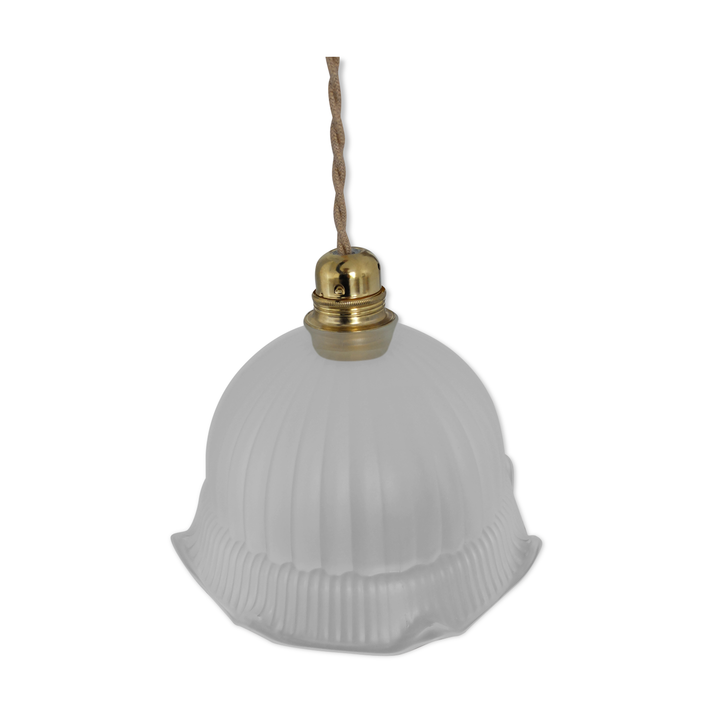 Opaline suspension