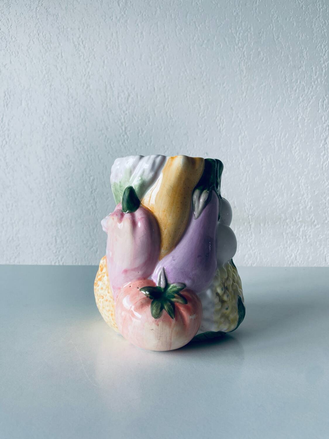 Vegetable slip vase