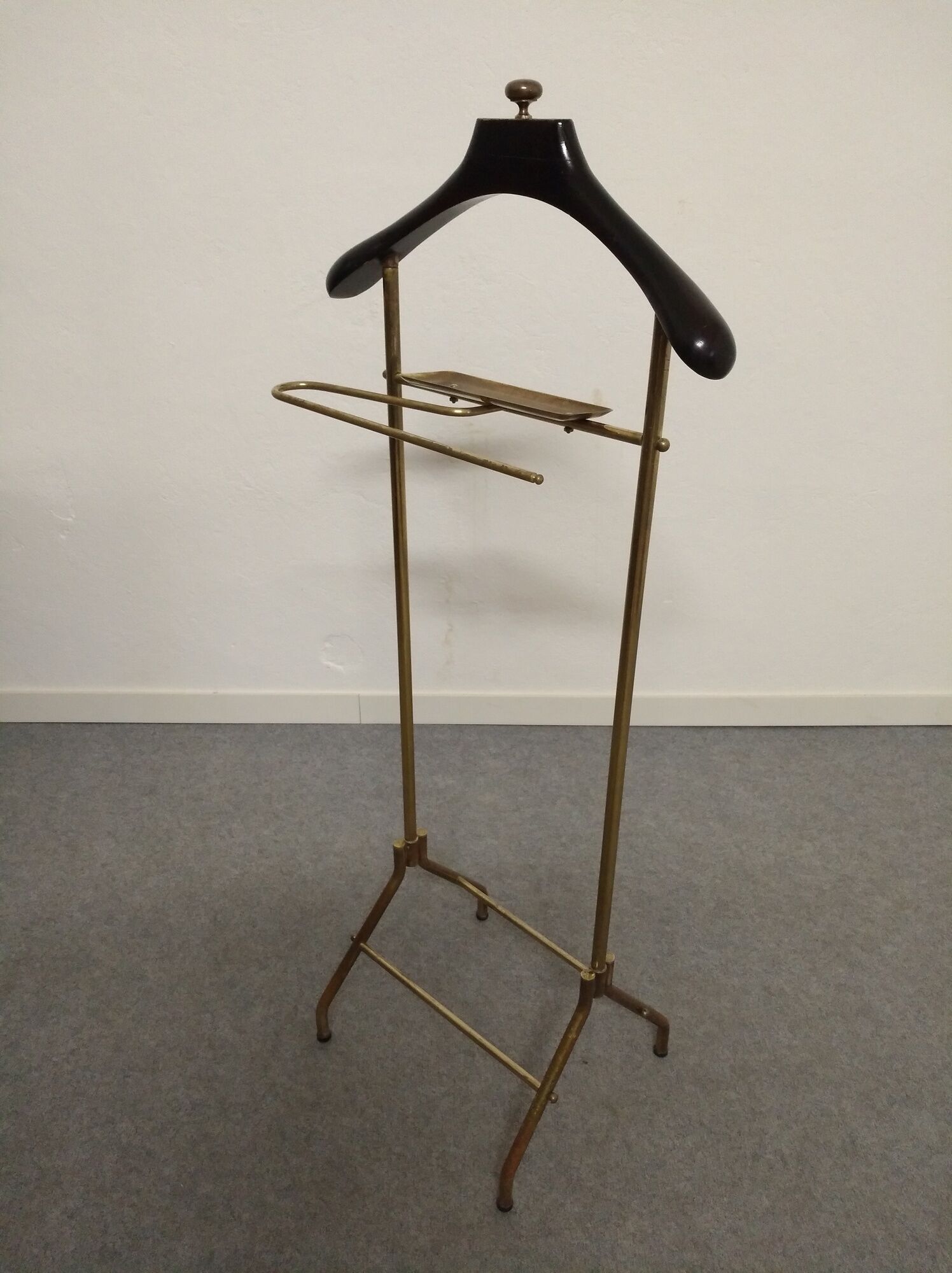 Italian brass valet from the 50s/60s