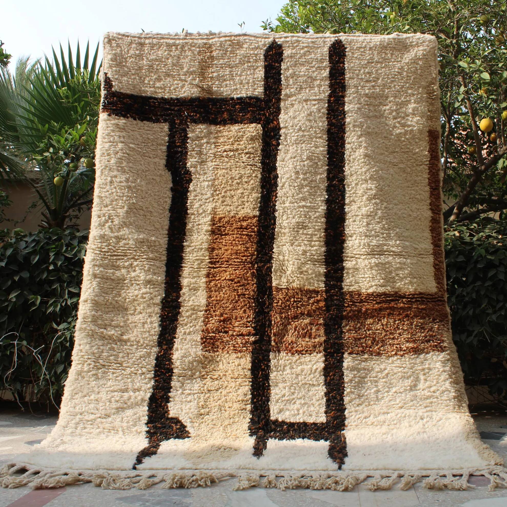Traditional handmade carpet 250cm x 150cm Moroccan