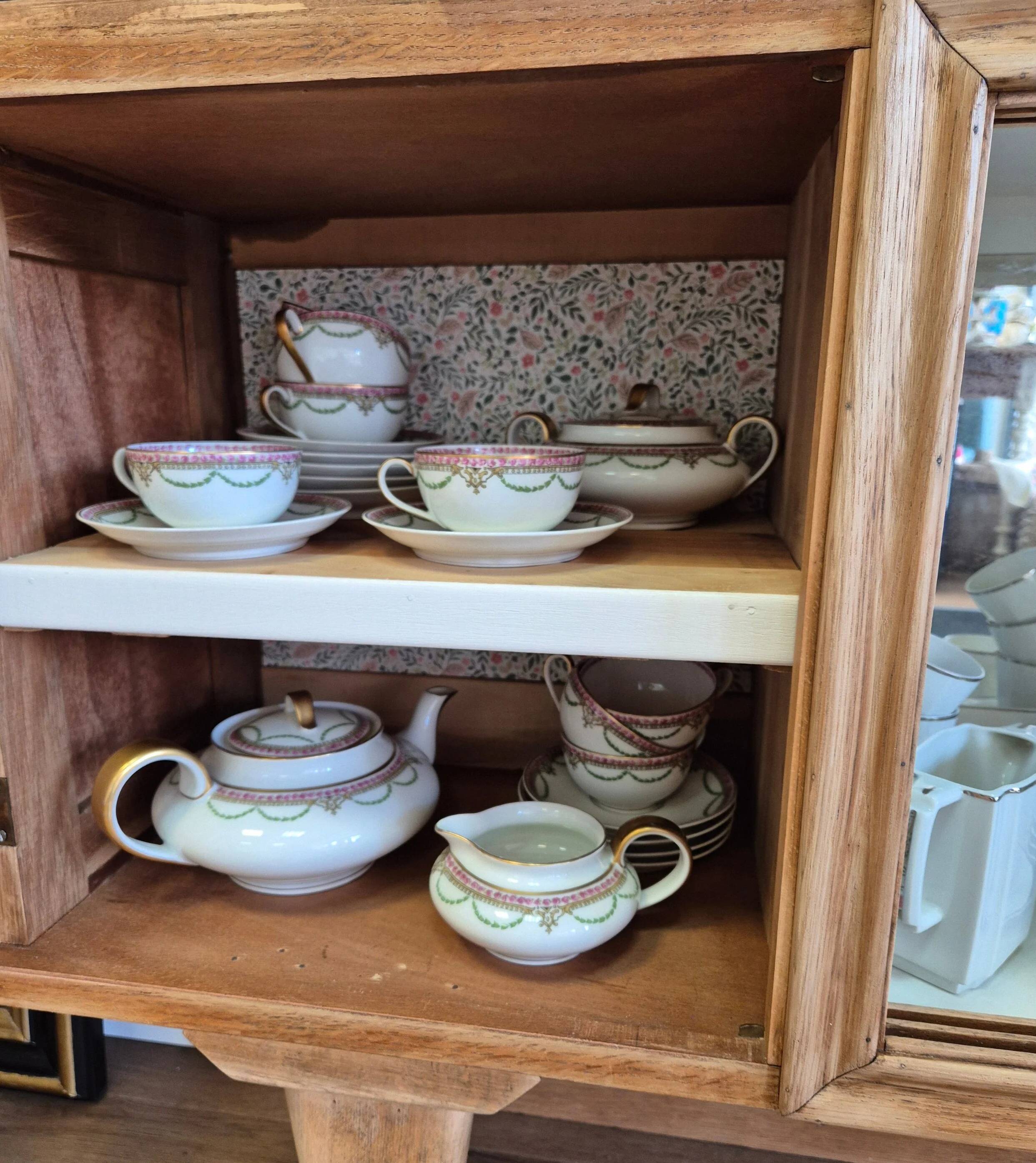 Fully restored buffet