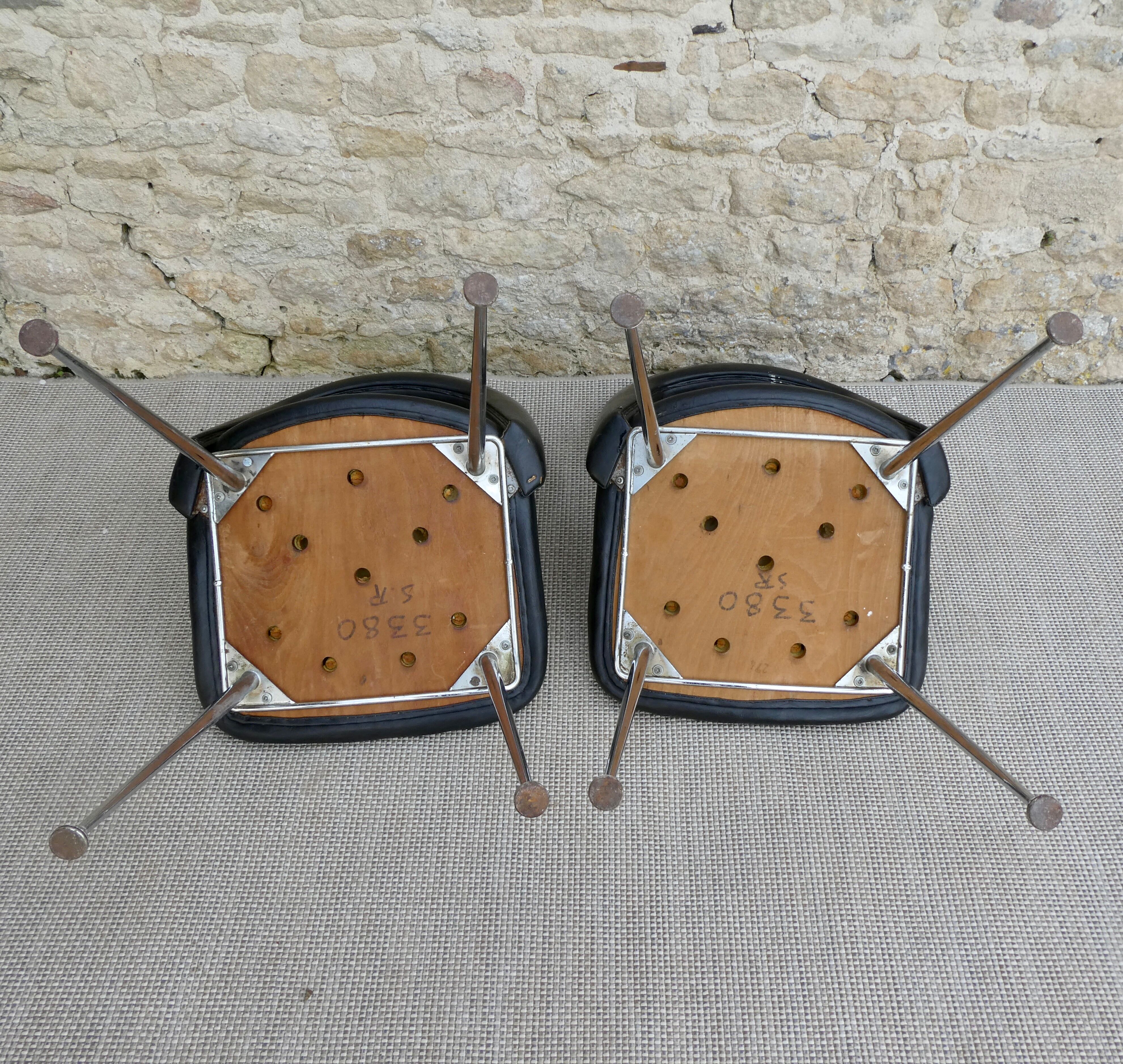 Pair of office chairs in chromed metal and skaï, 60s