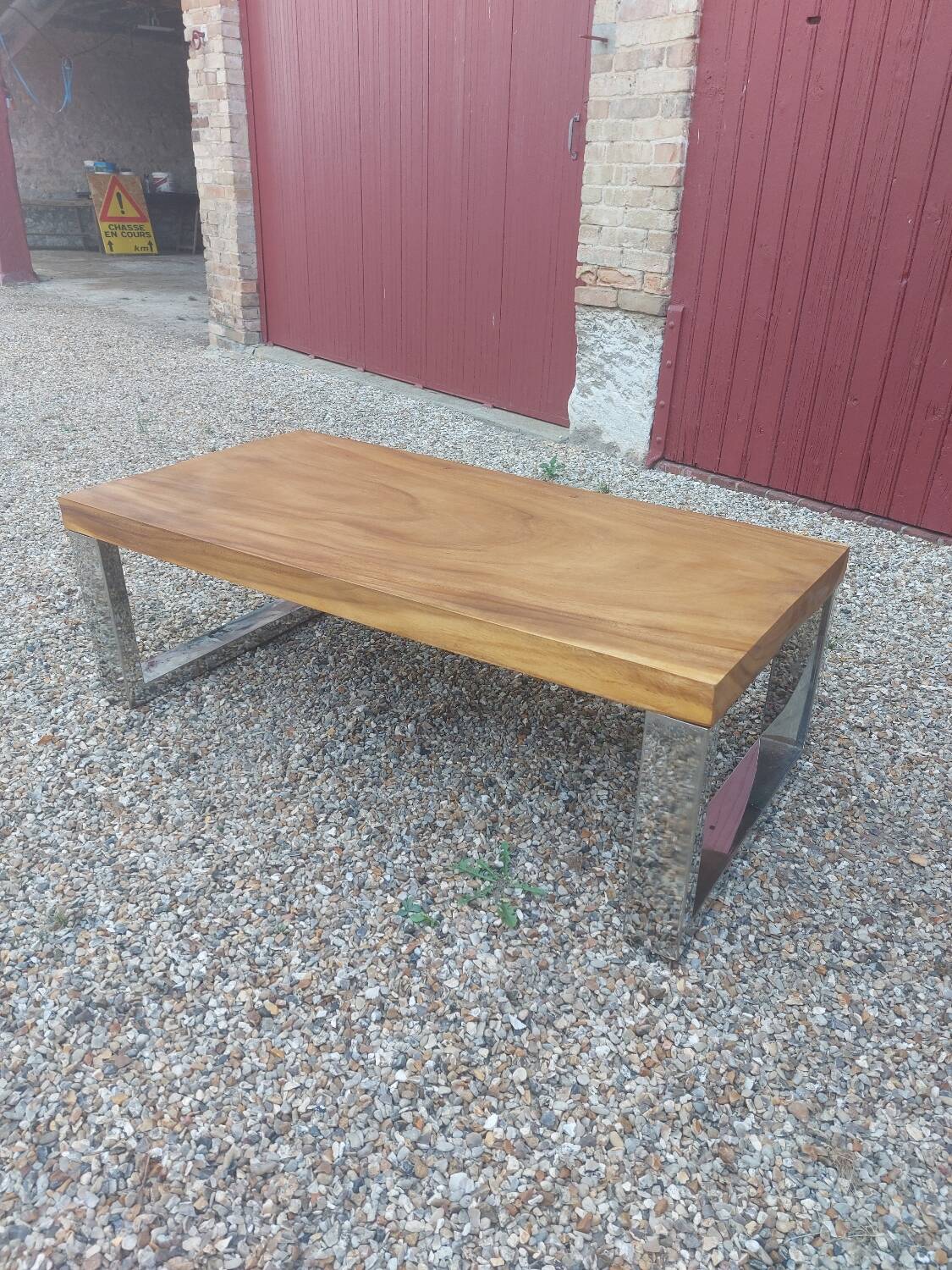 Elm tray table with chrome base