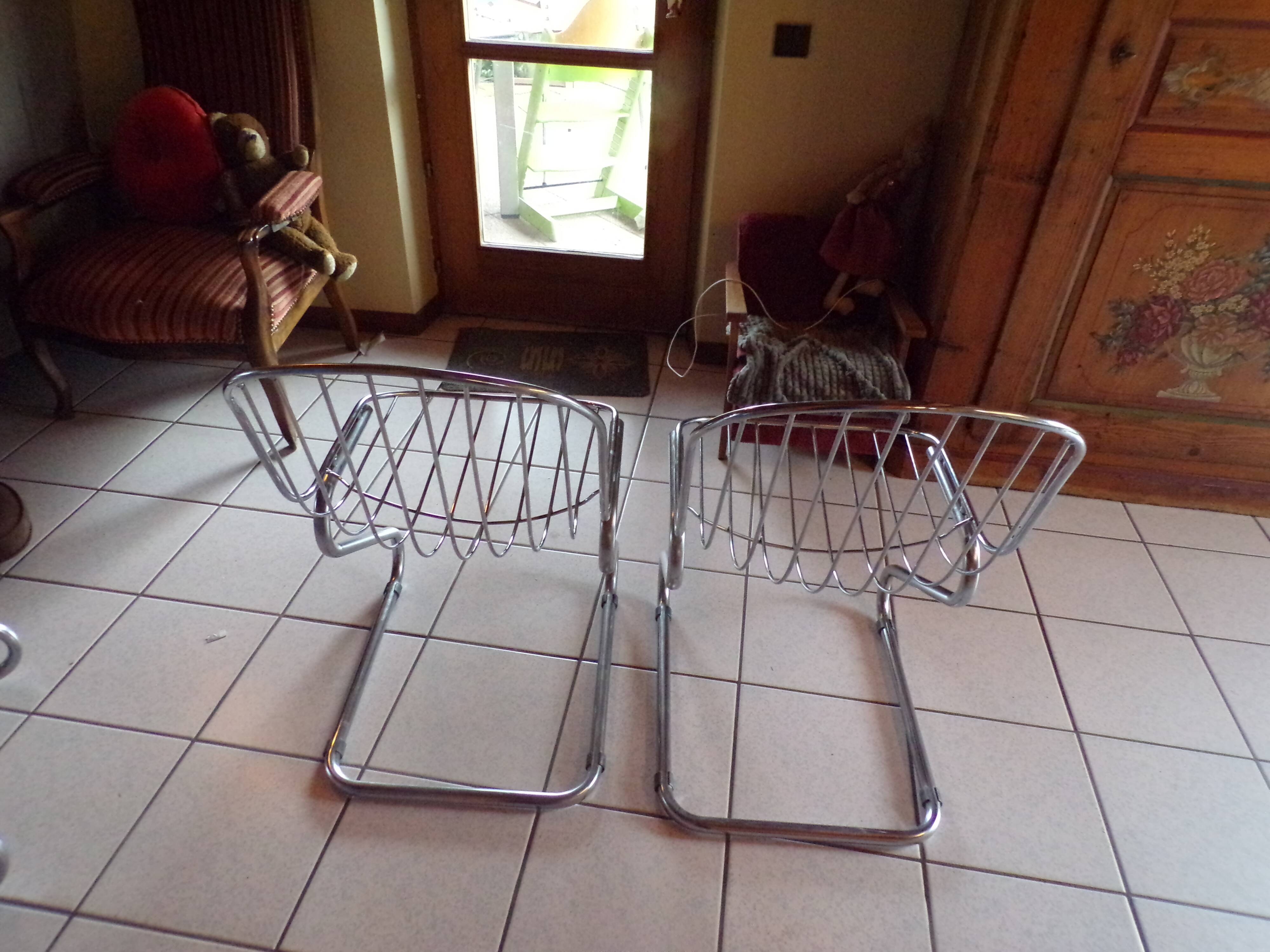 Chrome-plated steel chairs