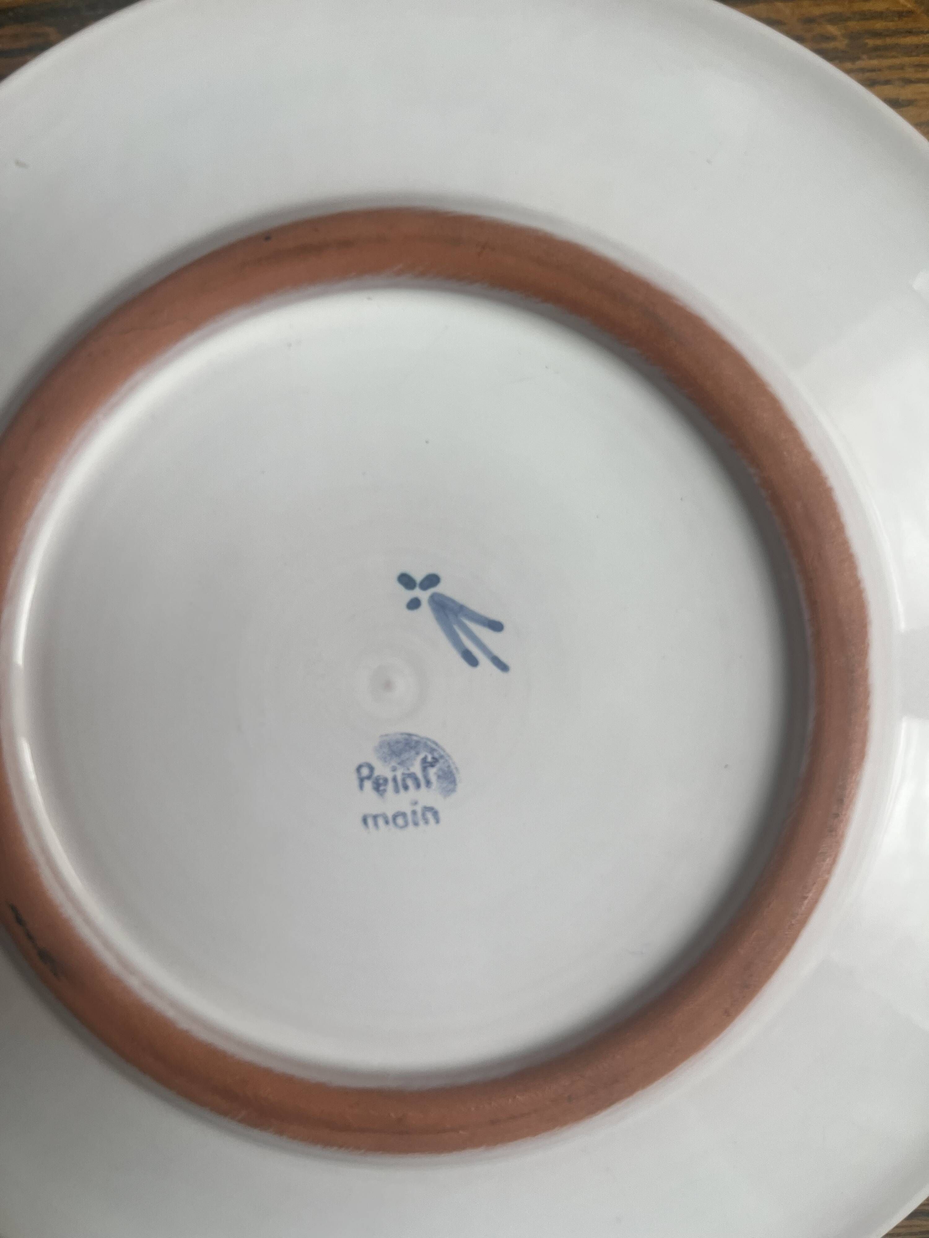 Large plate with the blue bird by Yvon Roy manufacture.