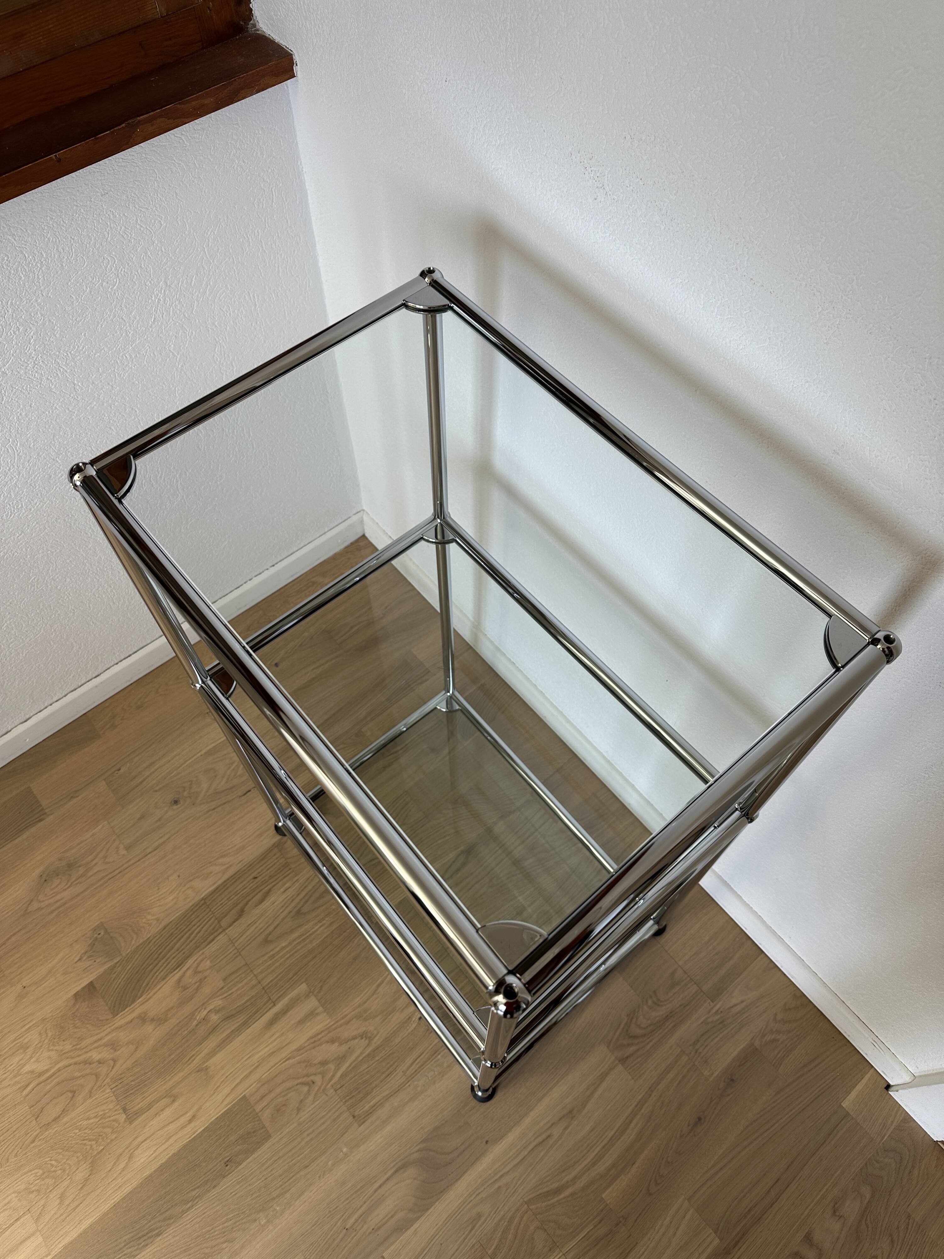 USM Haller glass shelf