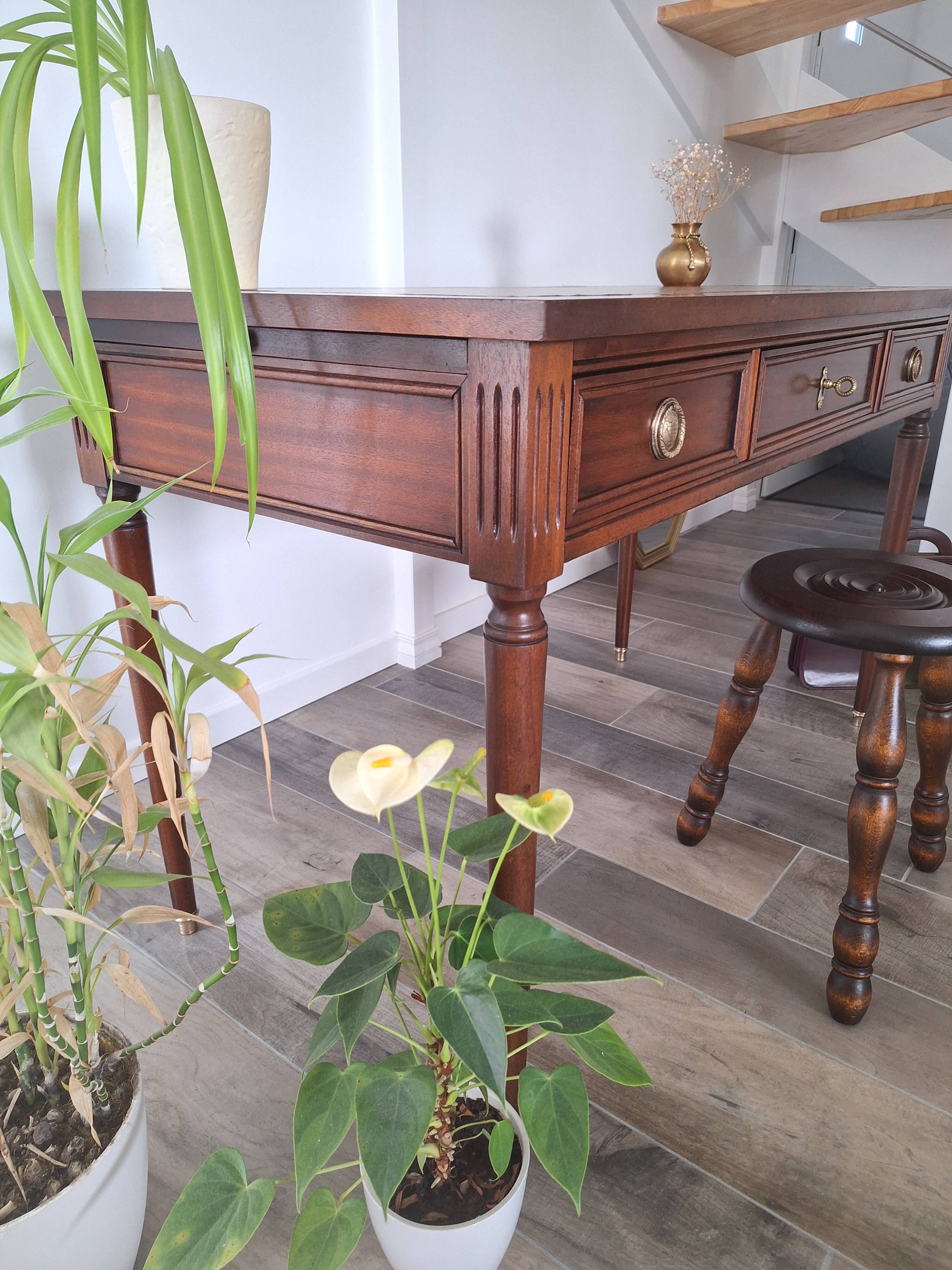 Louis XIV style desk