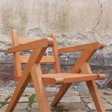 Vintage children's chair from the 50s with compass feet