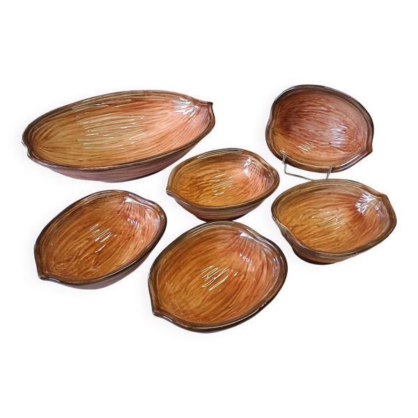 Très joli service à fruits en forme de coquilles de noix en très bon état