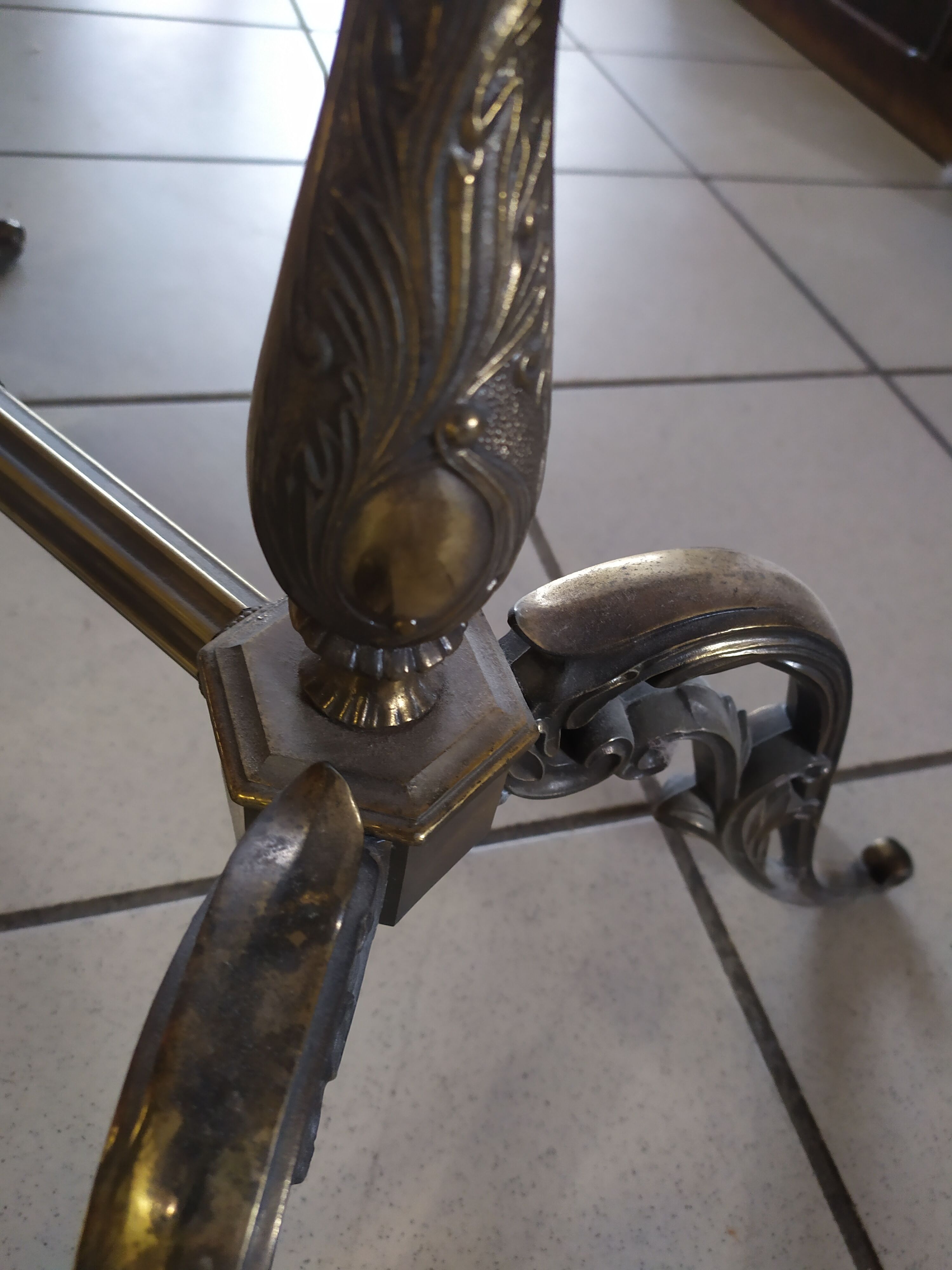 Light marble coffee table