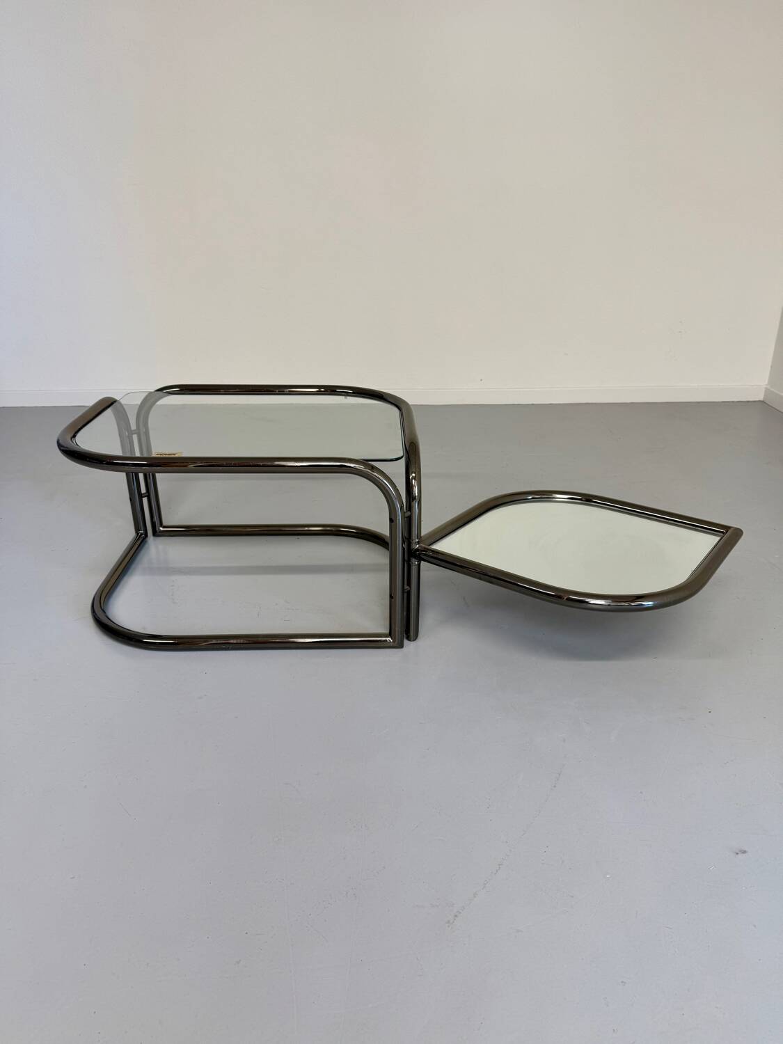 Vintage tubular coffee table with glass top, Italian design Morex, 70s