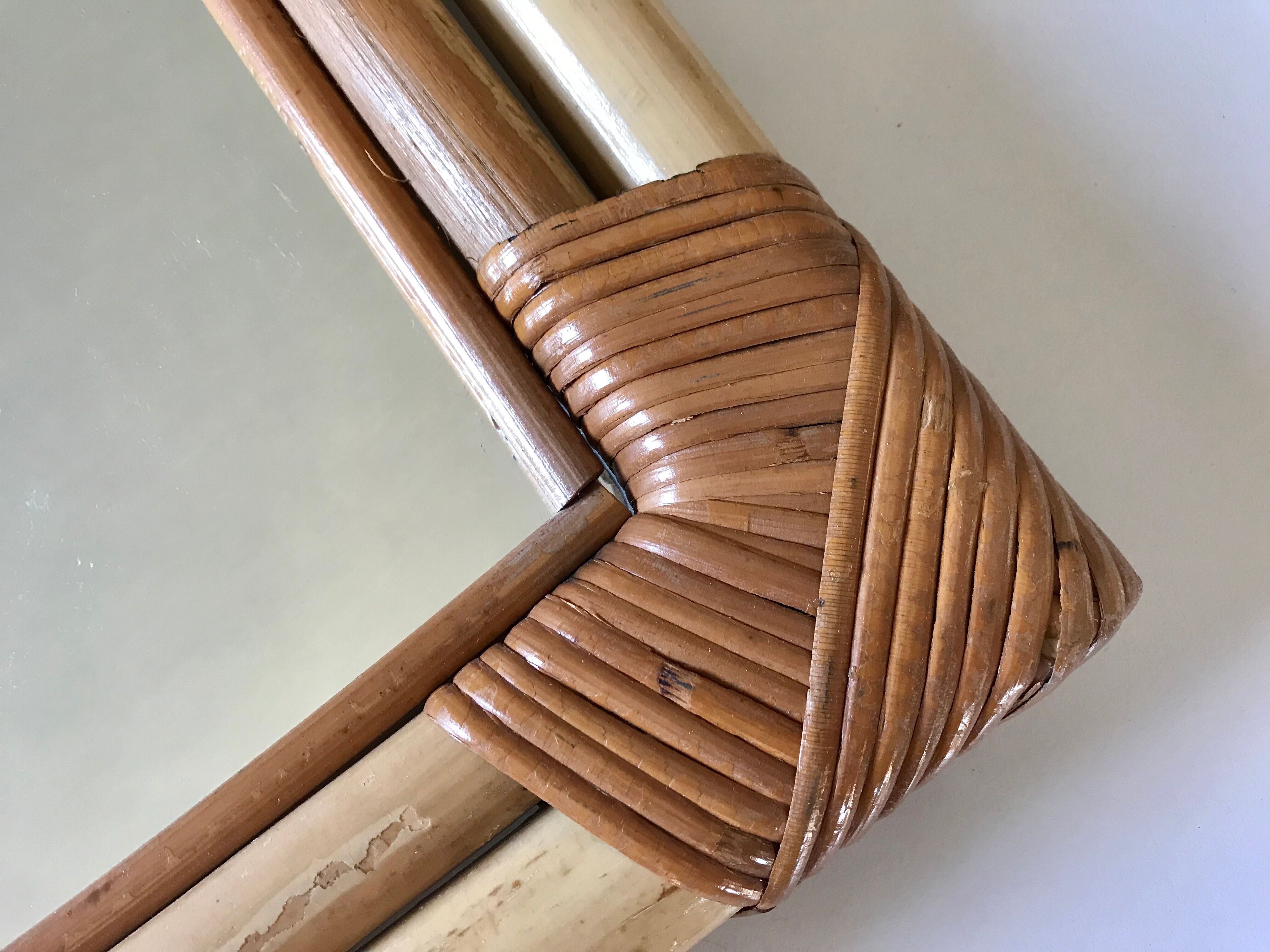 Mirror in rattan and bamboo 56X34