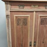 Art Nouveau chest of drawers in walnut