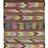 Handwoven Vintage Rug – Natural and Elegant 166x 268 cm