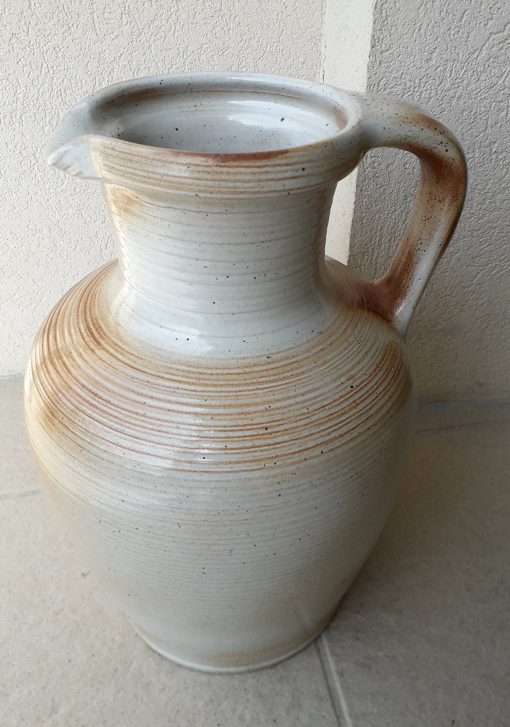 Stoneware jug