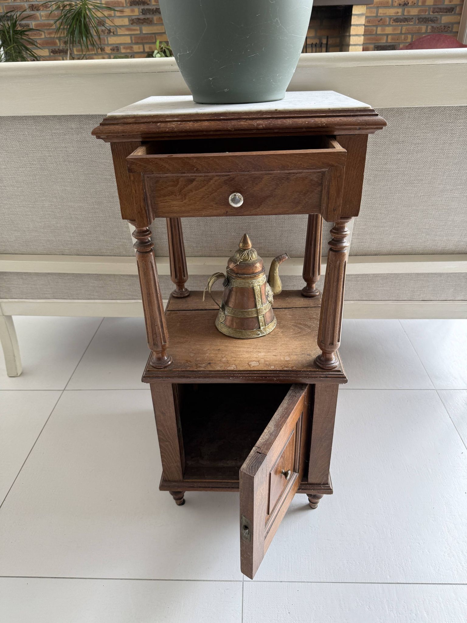 Table d'appoint en marbre