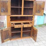 Louis XVI period corner cabinet in walnut from the 18th century