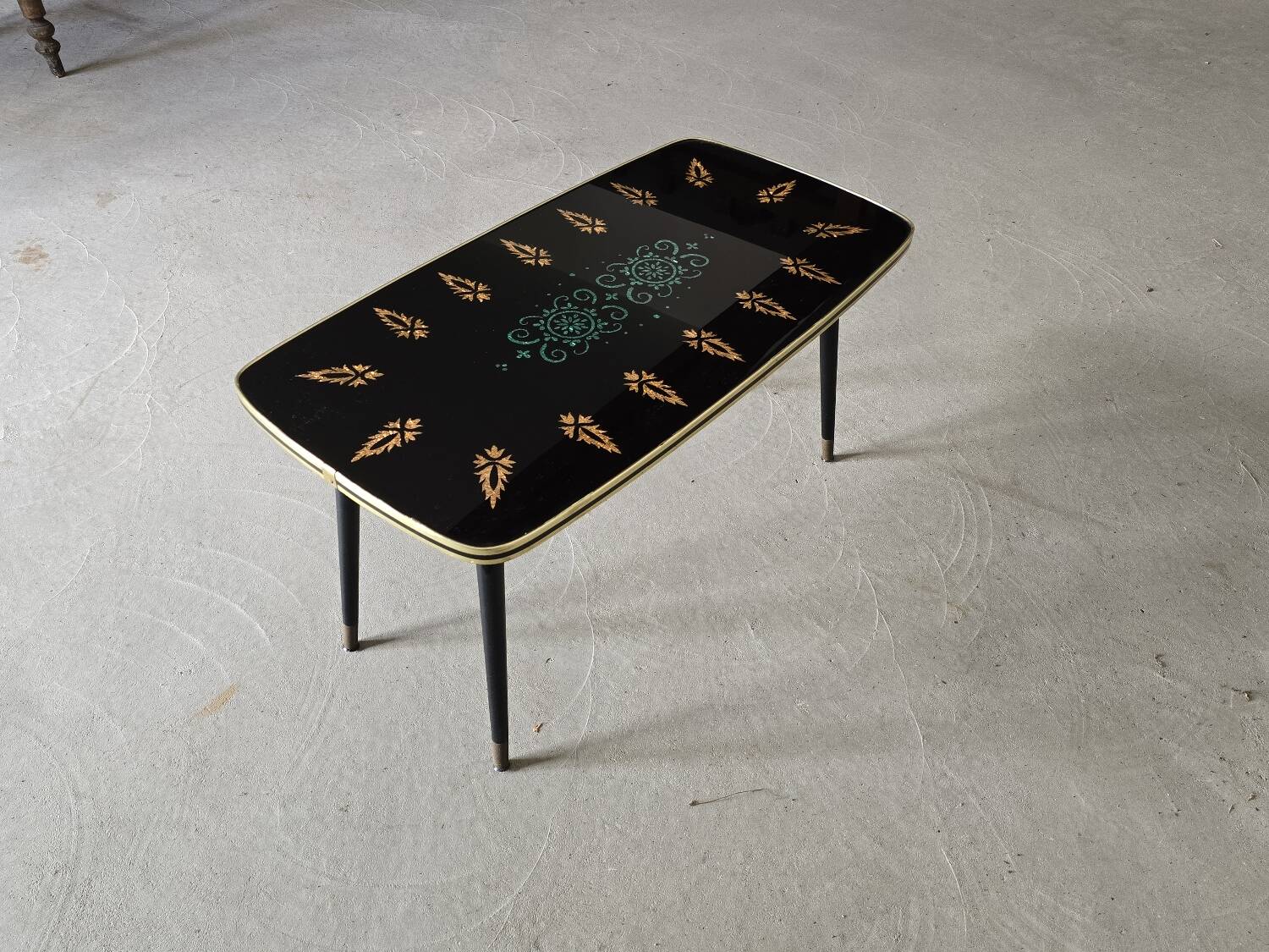 Retro coffee table