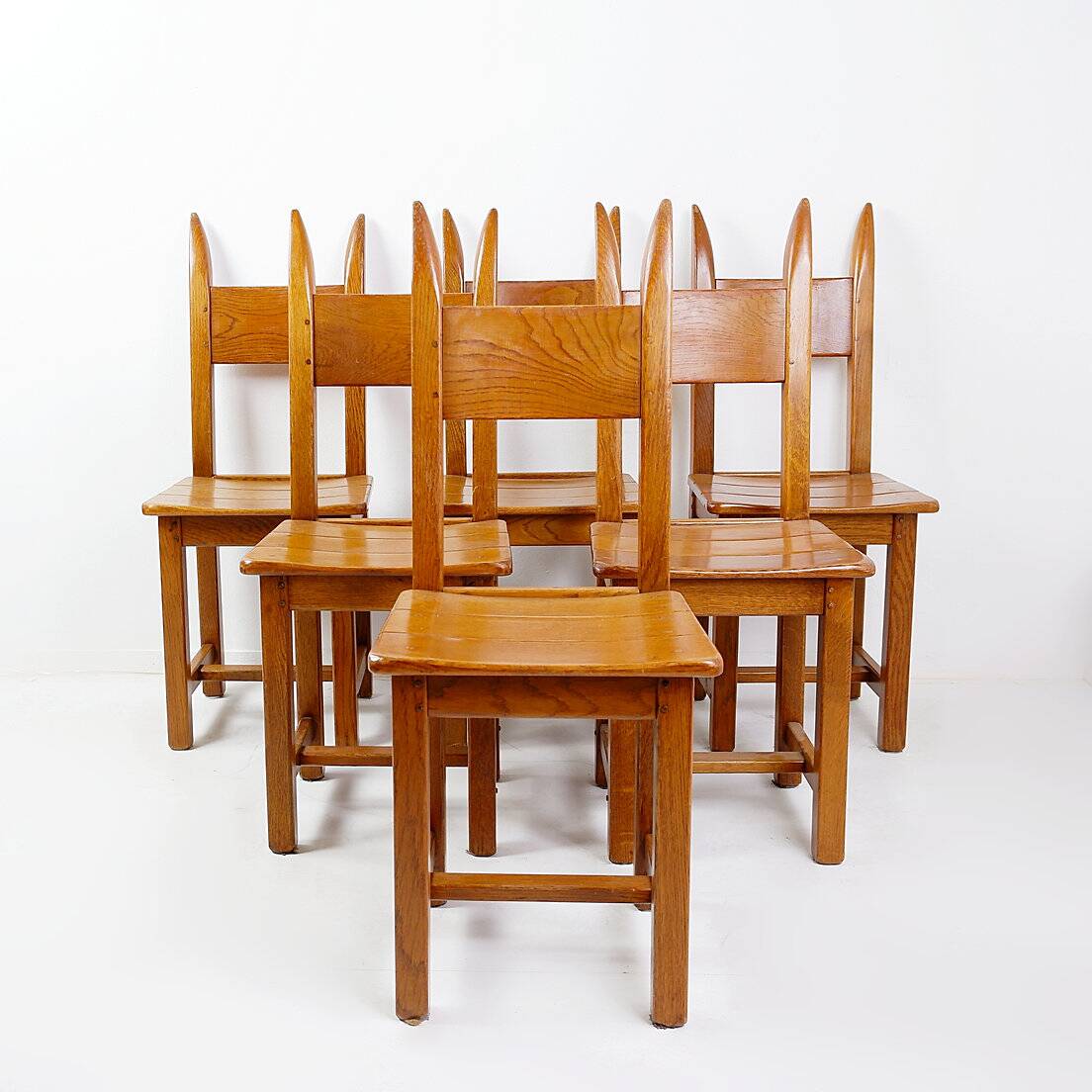 Ensemble de 6 chaises en chêne brutalistes - années 1970