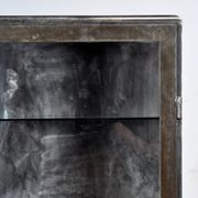 Cabinet de médecine en fer poli, années 1920