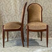Paire de chaises anciennes en noyer