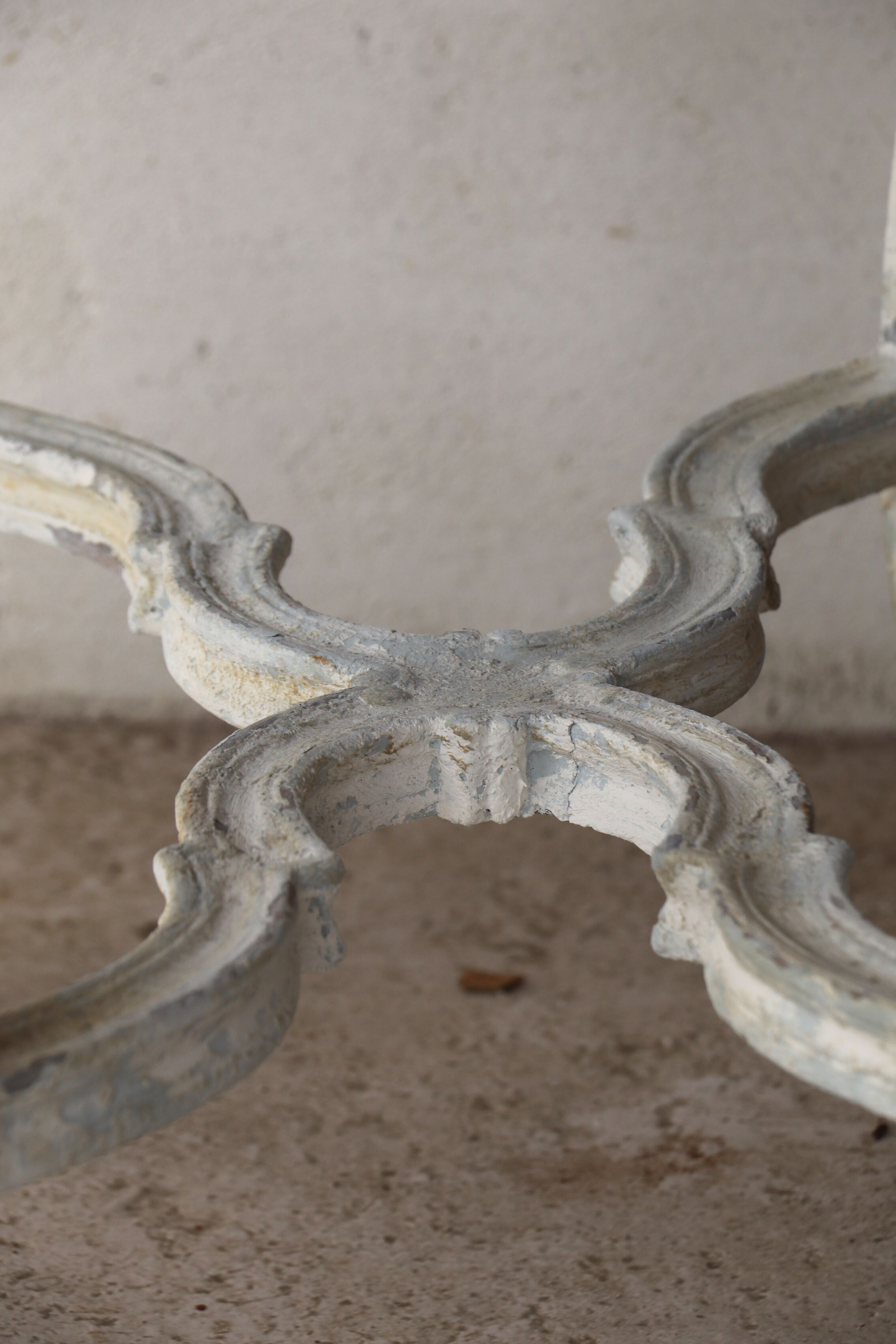 Tea table, marble and wood style Louis XV patina