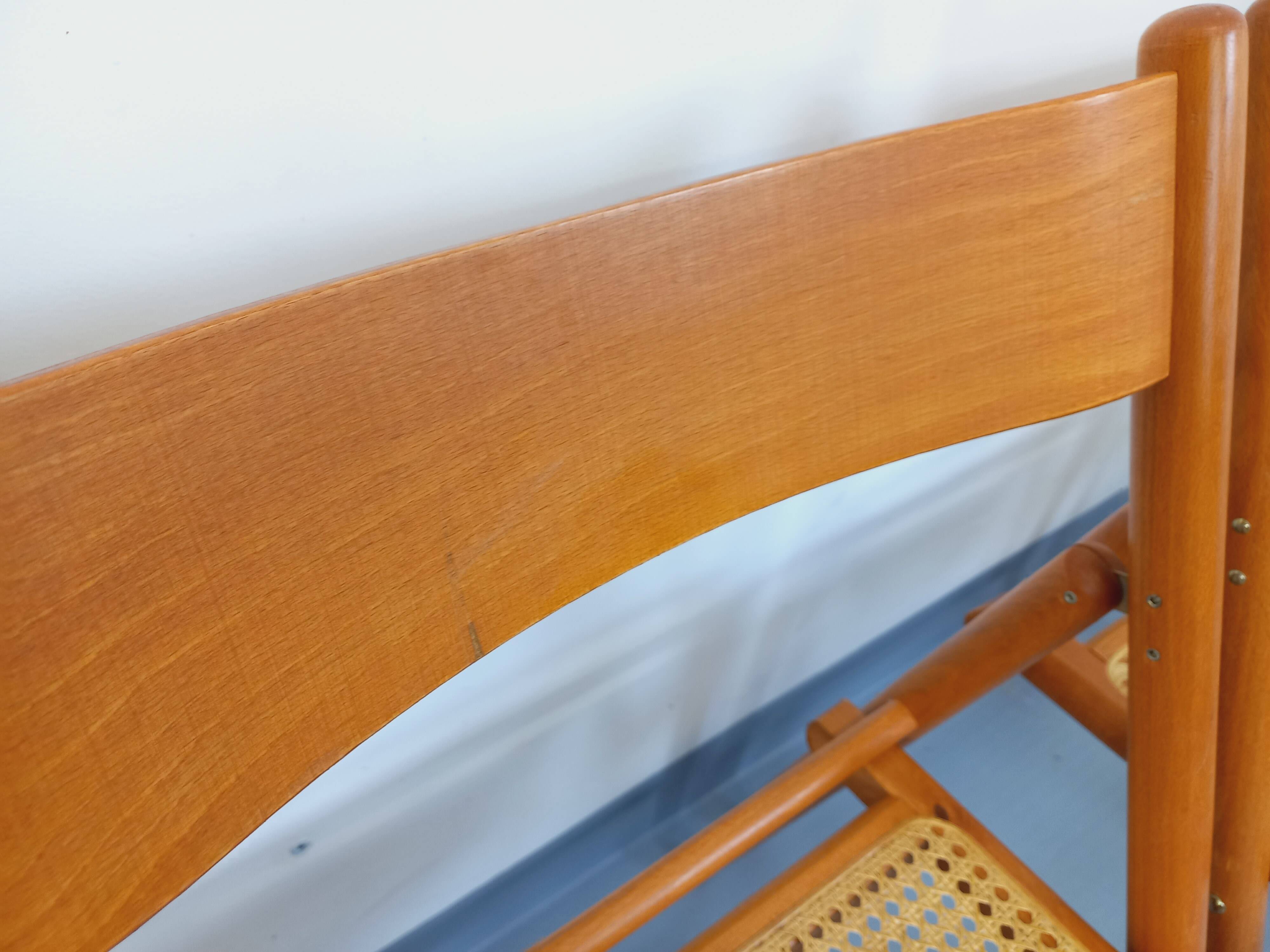 Set of 4 vintage folding chairs from Habitat made of beech wood and caning.